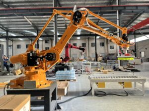 robot SOLUTECH